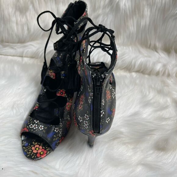 Nine West black multi color floral prints lace up sandals black tassels SZ12 - Picture 8 of 13